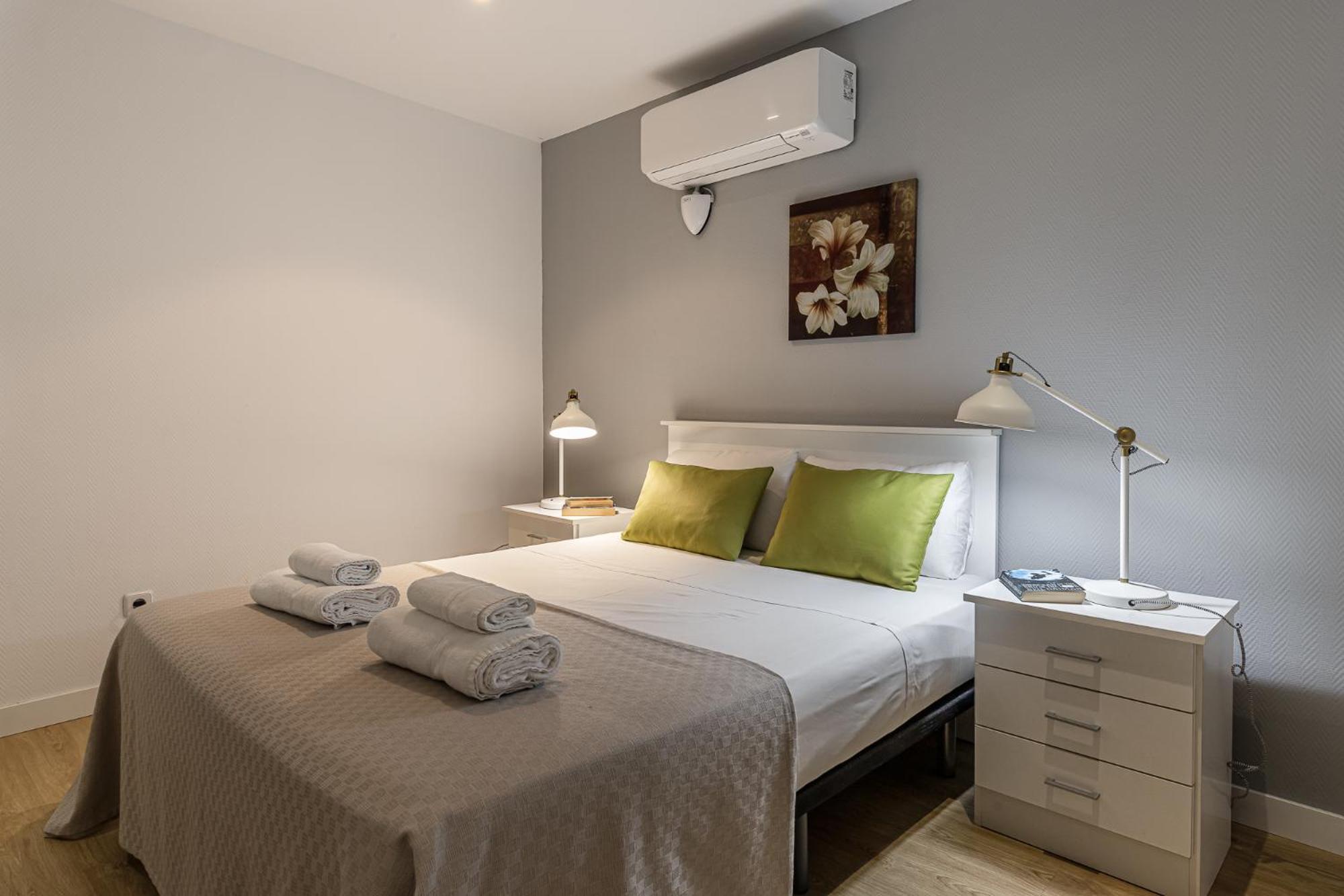 Waou Apartamentos En Sol Confort 2 Madrid Ngoại thất bức ảnh